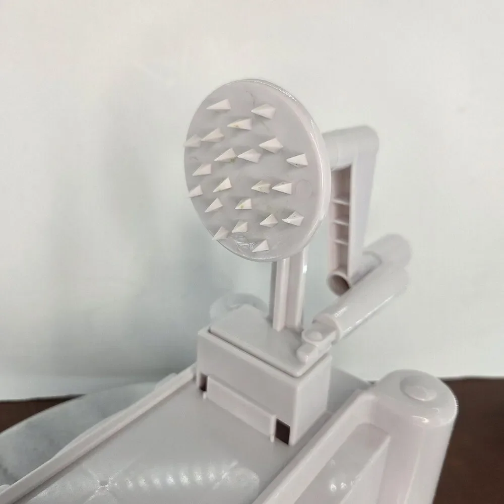 Sur La Table Vegetable & Fruit Spiral Slicer 3 Blade Manual Spiralizer Kitchen